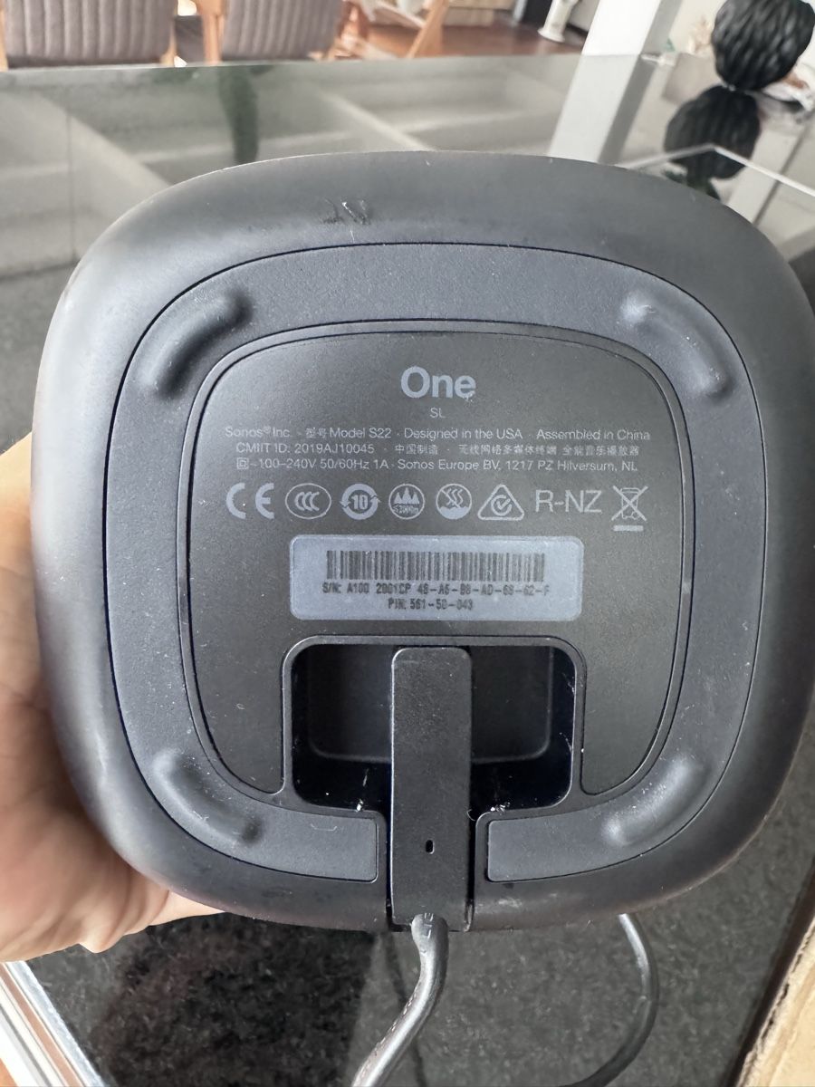 Sonos Casse acustiche: Sonos One SL Lautsprecher schwarz defekt – Usato da Luzern venduto da raquel.m 2