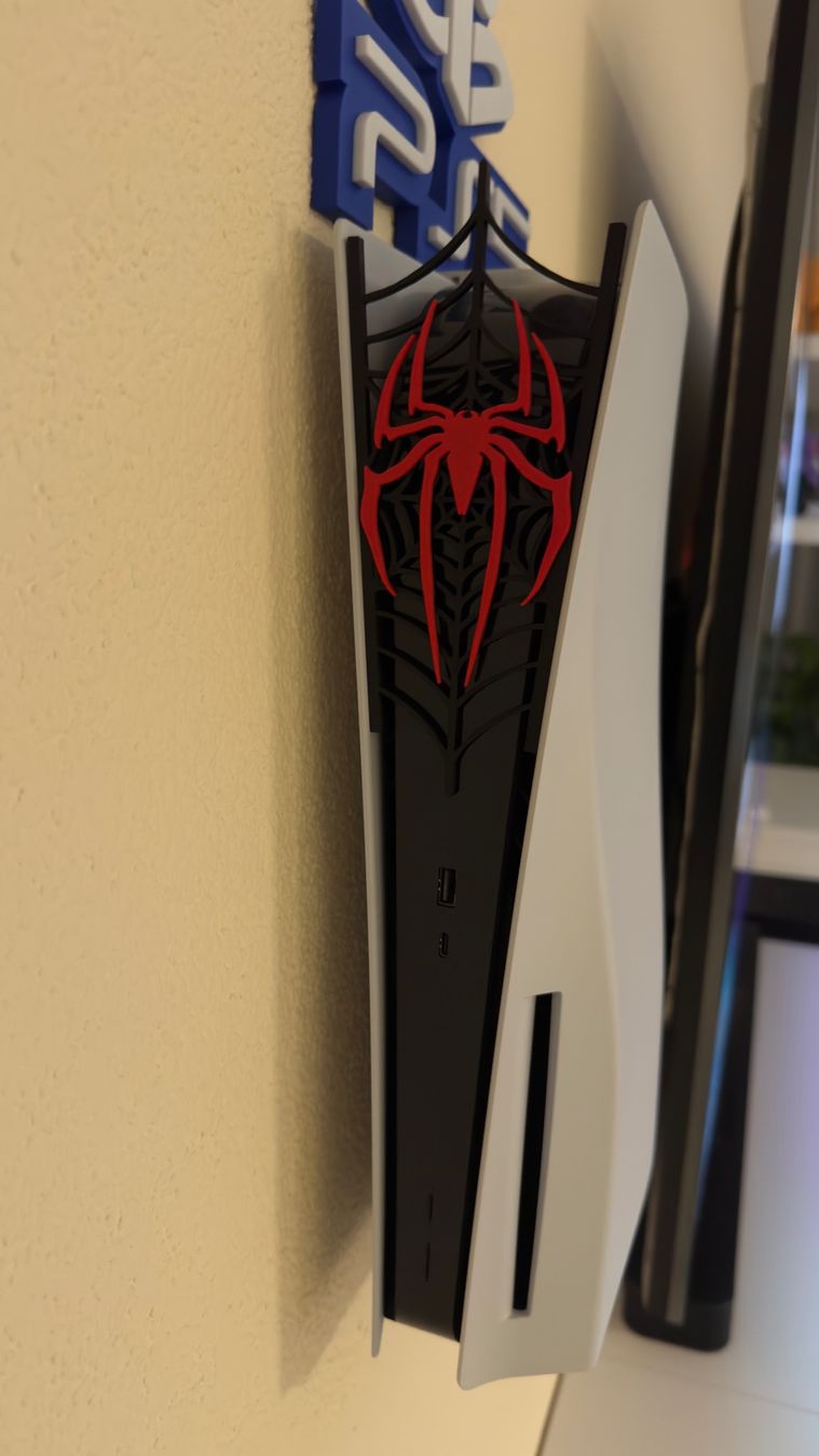 Sony Schutzhüllen: PS5 Spiderman FrontAbdeckung für PS5 & PS5 Slim – Neu und originalverpackt aus Wolhusen von Fabian_C
