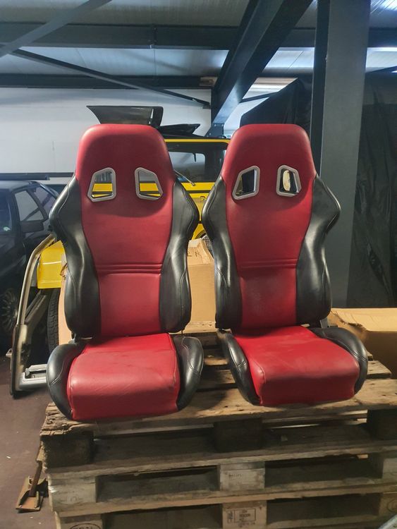 2 X Universal-Schalensitze – PVC-Leder, Verstellbar, Schwarz Mit Roter Naht, Sportliches Design, Für Auto/LKW