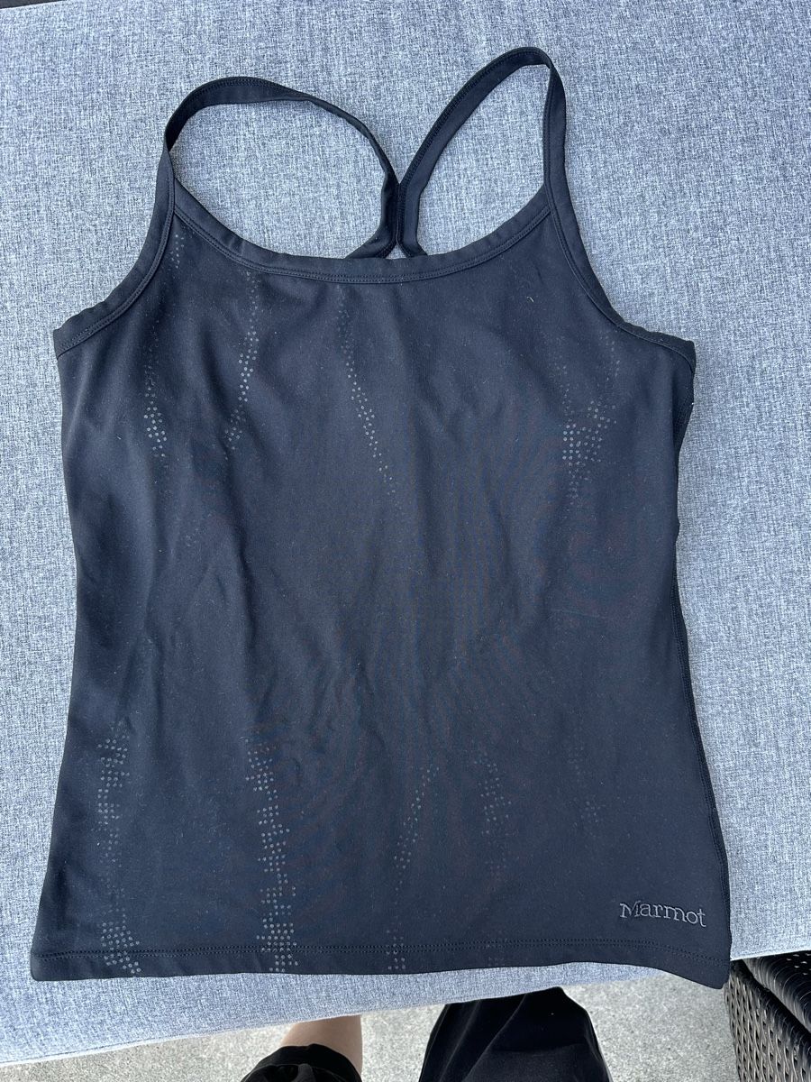 Marmot Tops: Marmot Top – Neu (gemäss Beschreibung) aus Winterthur von su_4assd