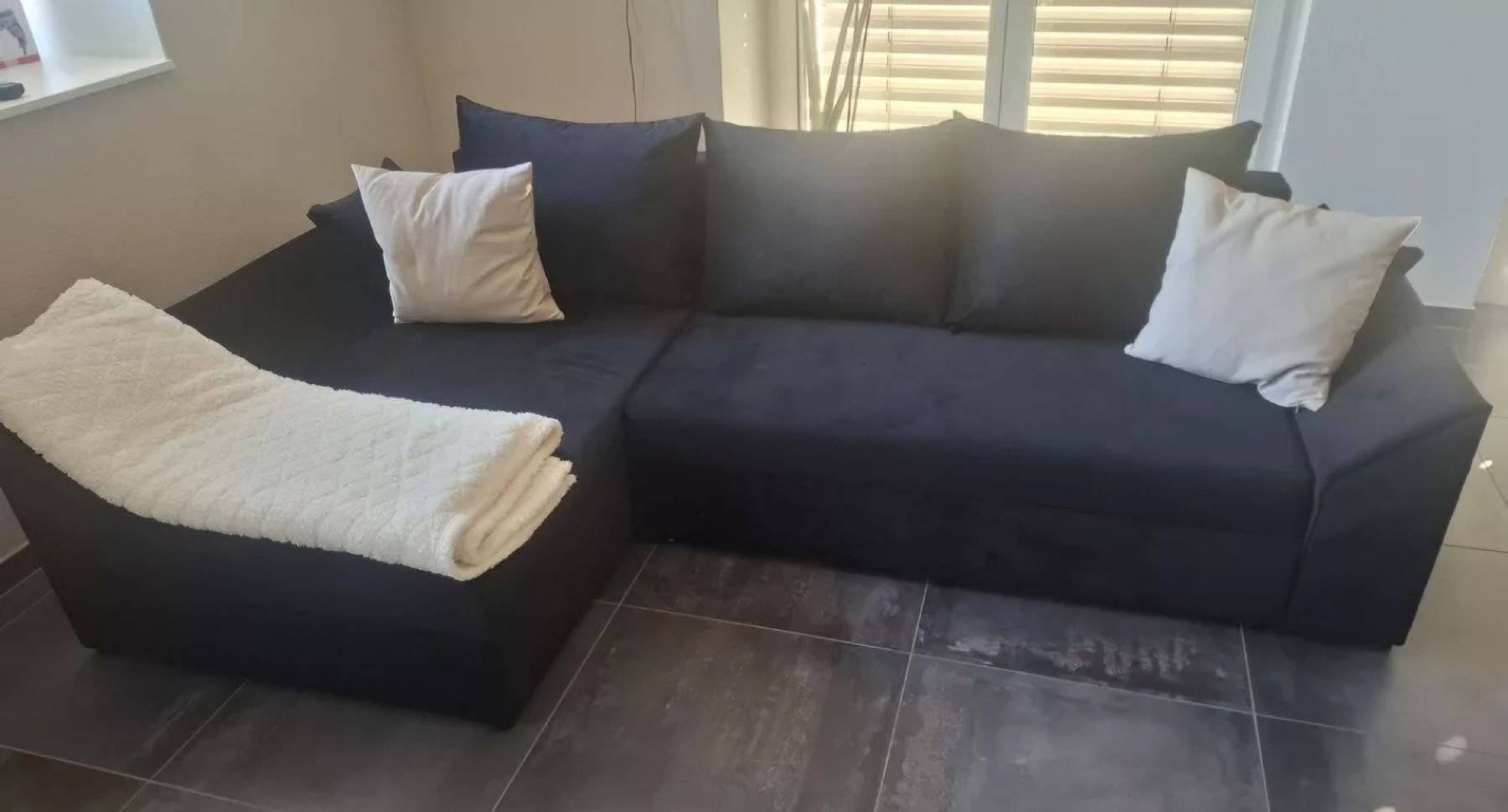 Sofas: Neues Sofa| 2 Monate gebraucht| – Neuf (Voir description) à Netstal par Online-Verkauf.ch