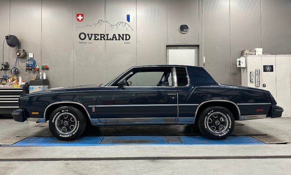 Oldsmobile Automobili: Oldsmobile Cutlass Coupe 5.0 V8 – Usato da Flühli LU venduto da Overland_Motors 1