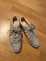 Adidas neo Sneaker, Grau mit rosa Streifen, Grösse 39