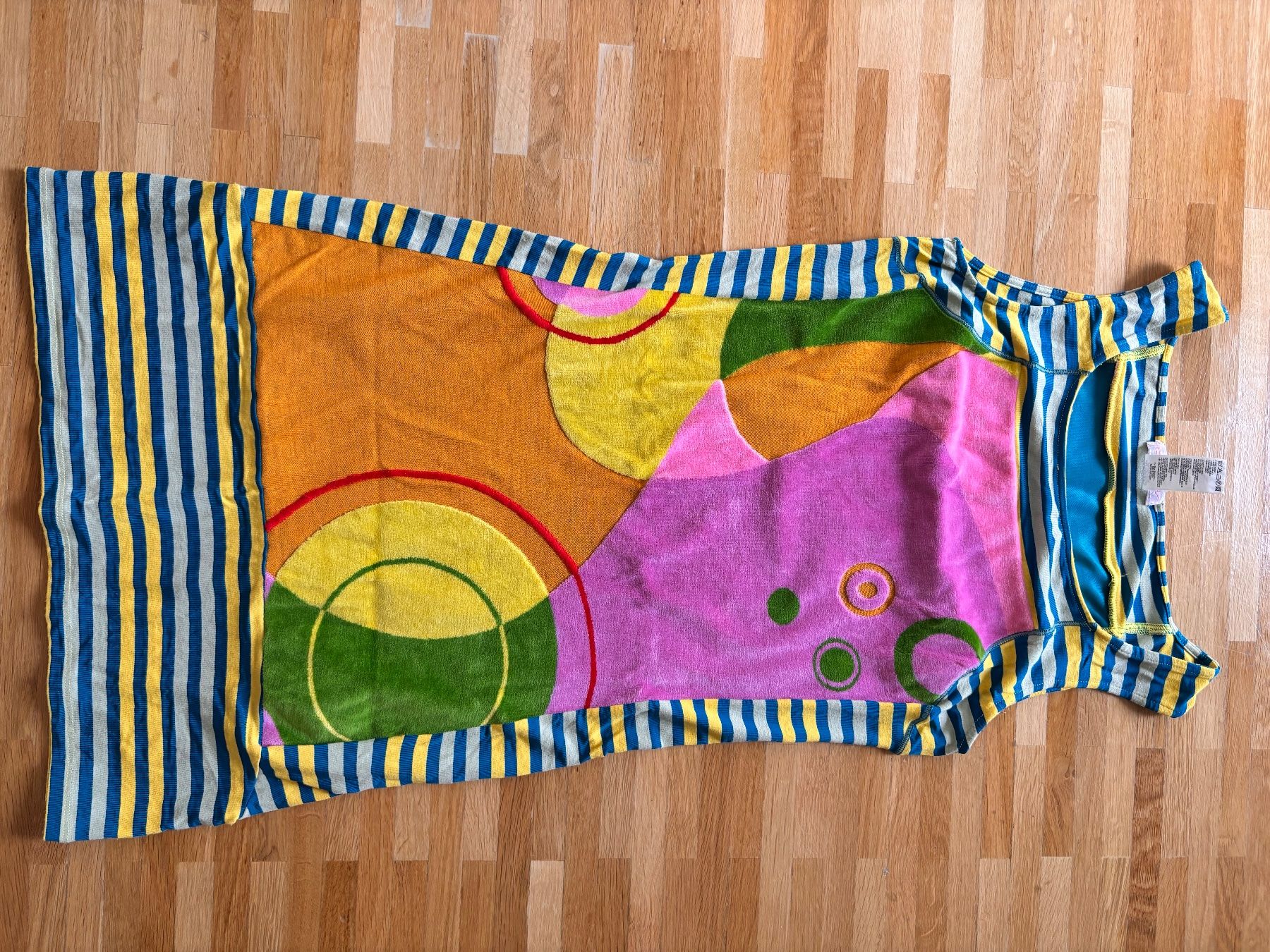 Custo Barcelona Vestiti: Markenkleid von Custo Barcelona – Nuovo (secondo la descrizione) da St. Gallen venduto da MZ1997