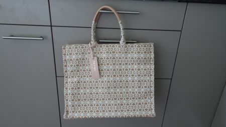 Tasche Coccinelle Never Without Bag neu