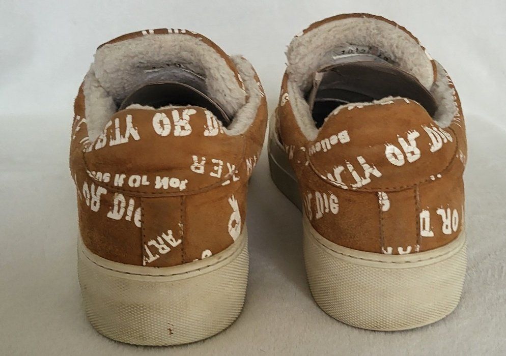 Scarpe per ragazzi: Coole Trend Sneaker mit Klettverschluss Gr. 40 – Usato da Bremgarten venduto da im02 3