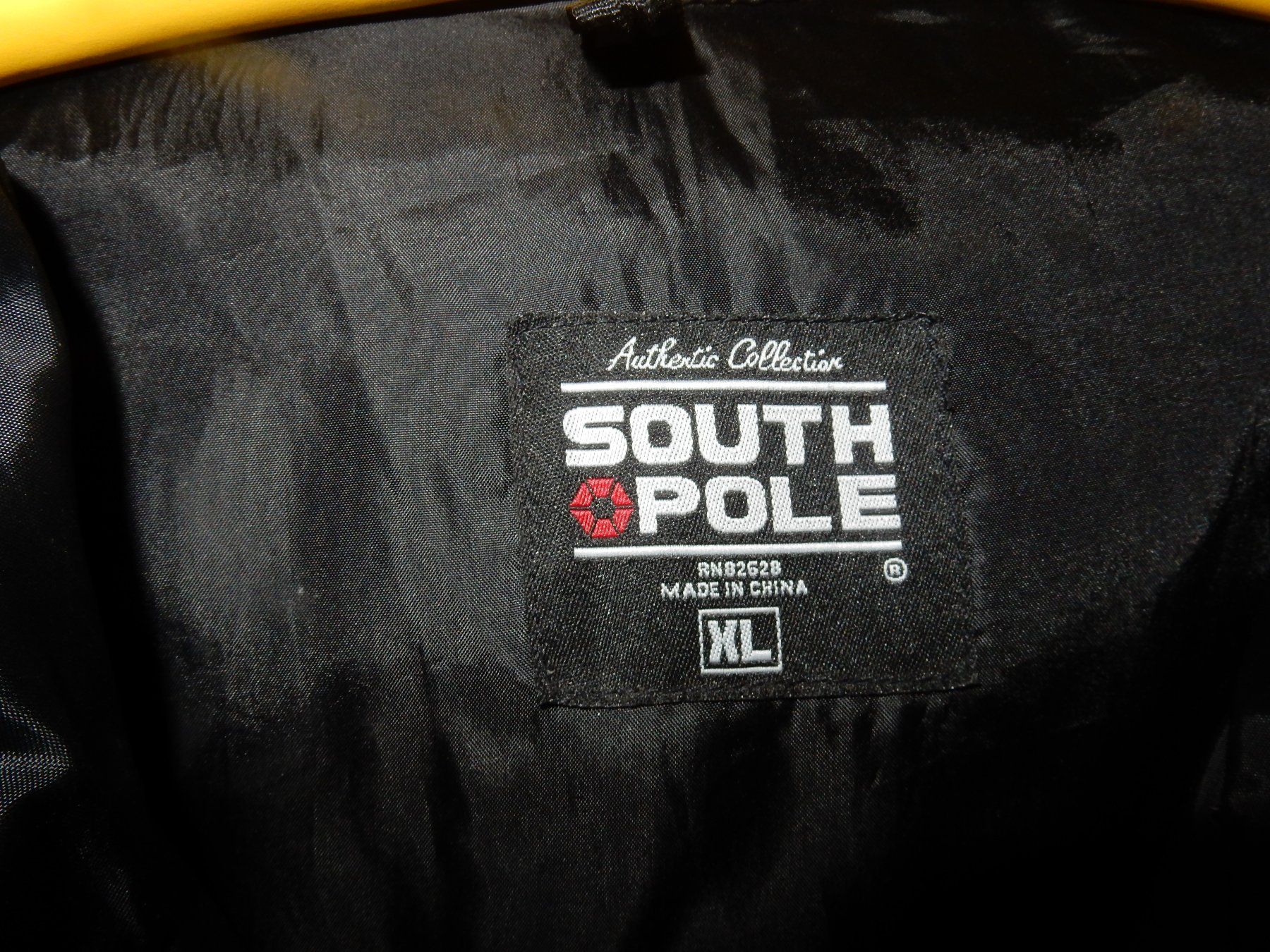 Southpole Giacche: Daunenjacke/Parka SOUTHPOLE, Gr. XL – Usato da St.Gallen venduto da regenbogen5 1