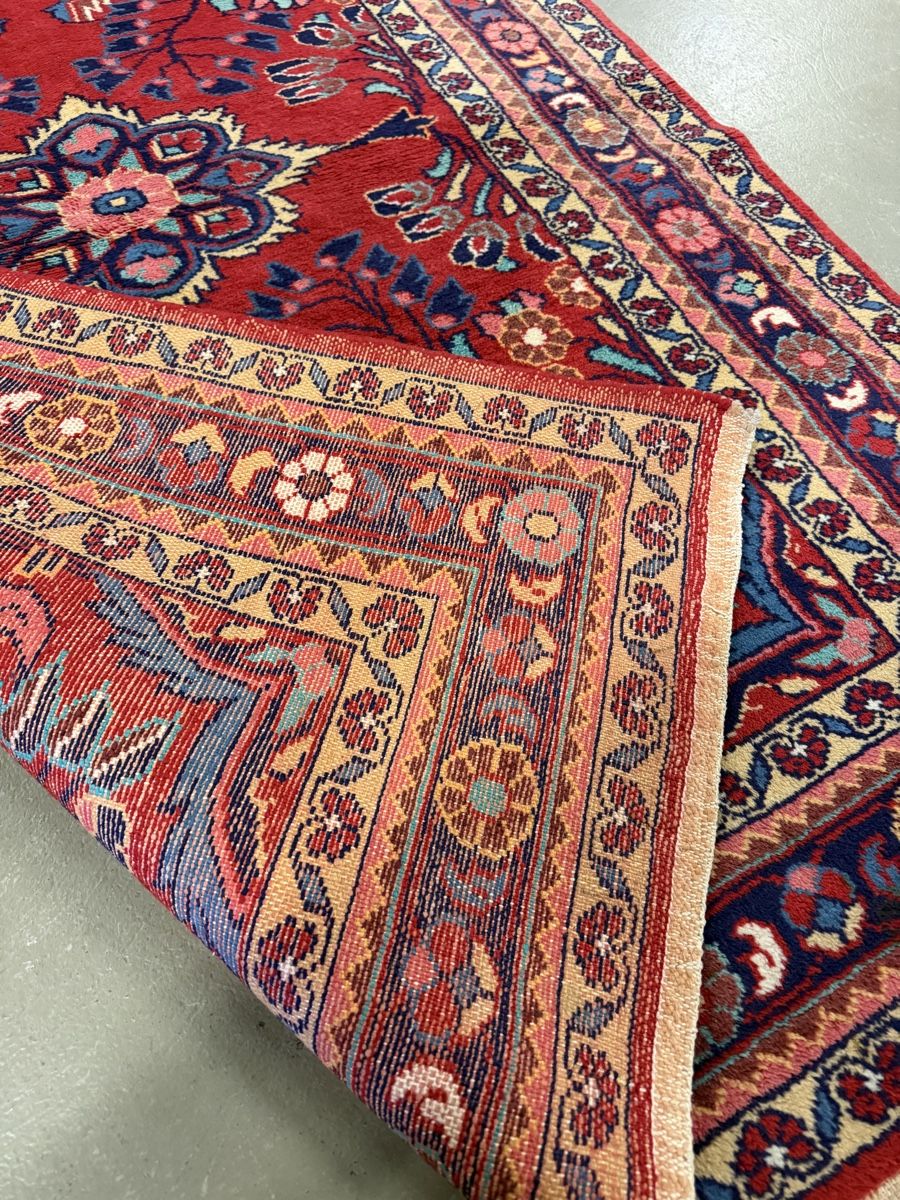 Teppiche: Orientteppich rot mit Blumenmuster gut erhalten – Gebraucht aus Strengelbach von RaenAntikDesign 3