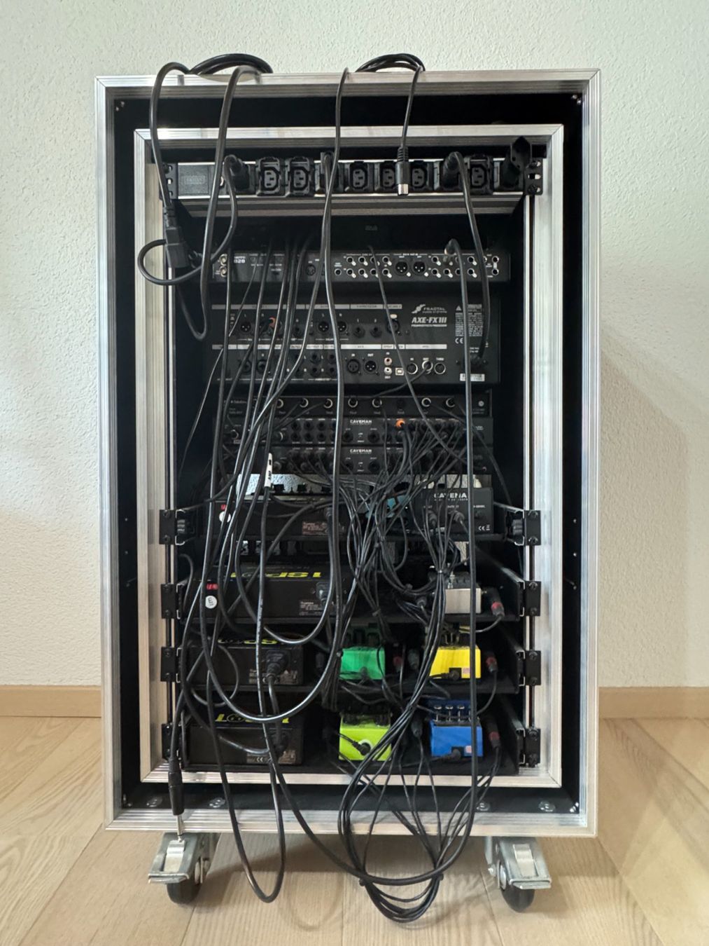 Altri accessori: Custom High-End Gitarren-Rack – Usato da Buchs SG venduto da rock.n.rolf 2