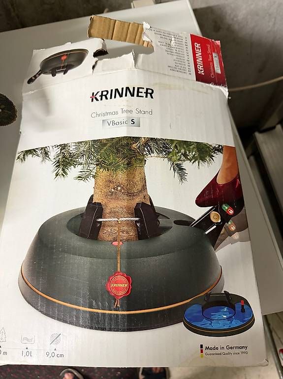 Pieds de sapin de Noël: Weihnachtsbaumständer – Neuf avec emballage d'origine à Volketswil par zjctcler
