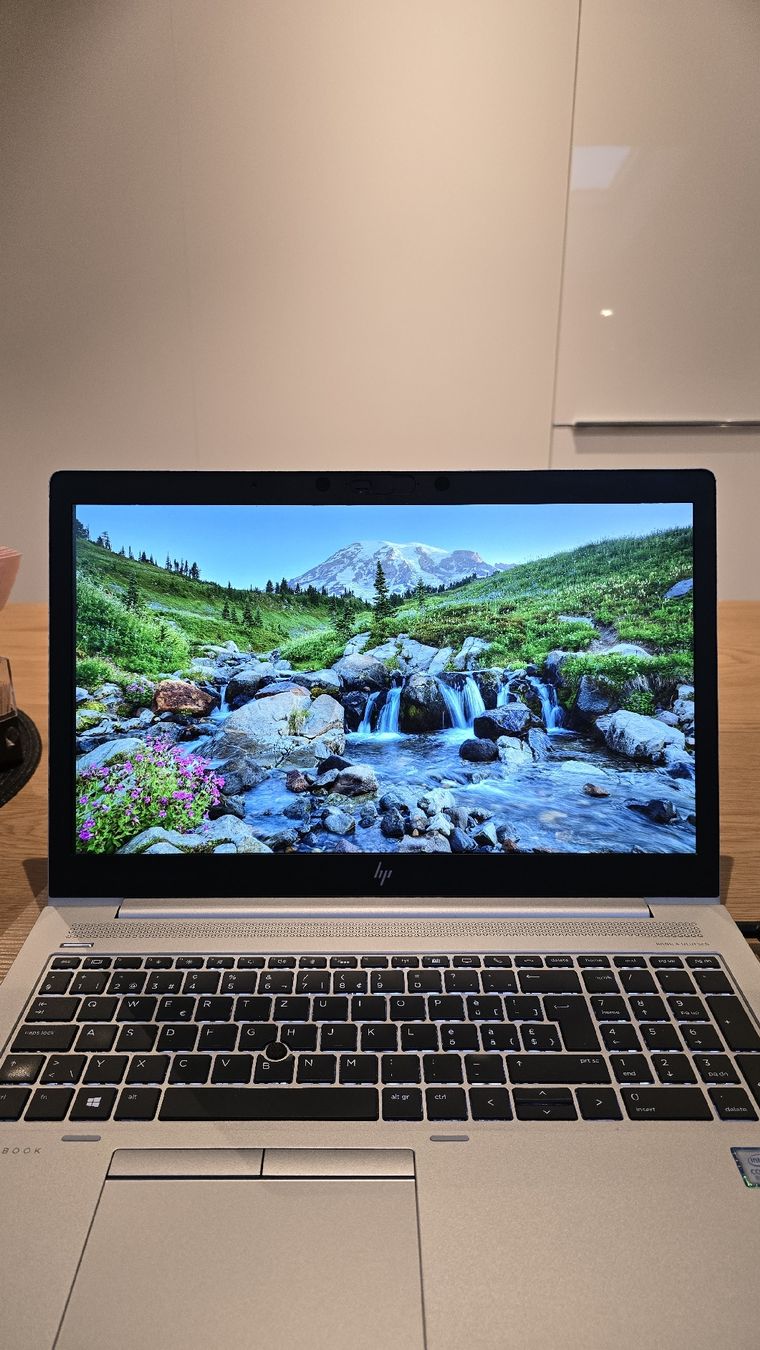 Hewlett Packard Notebook: HP Elitebook 850 G5  – Usato da Emmenbrücke venduto da hoa_sw7m 1