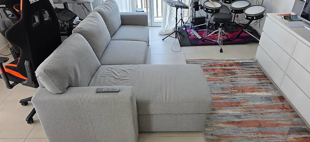 Sofas: Divano letto con chaise-long – D'occasion à Marly par cla_2pt9