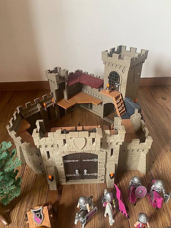 Giocattoli: Playmobil Ritterburg – Usato da Davos-Wiesen venduto da nikita06 2