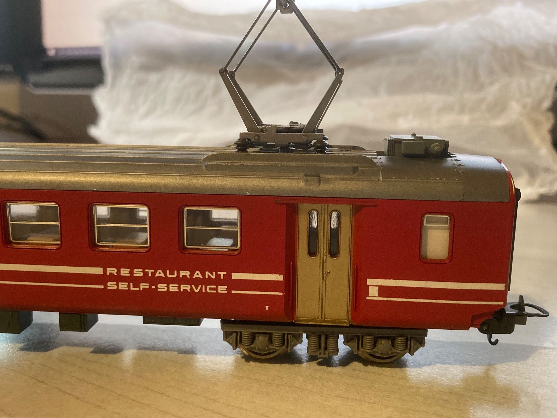 Lima Modelleisenbahnen: SBB Speisewagen – Gebraucht aus Basel von ce_mettier 5
