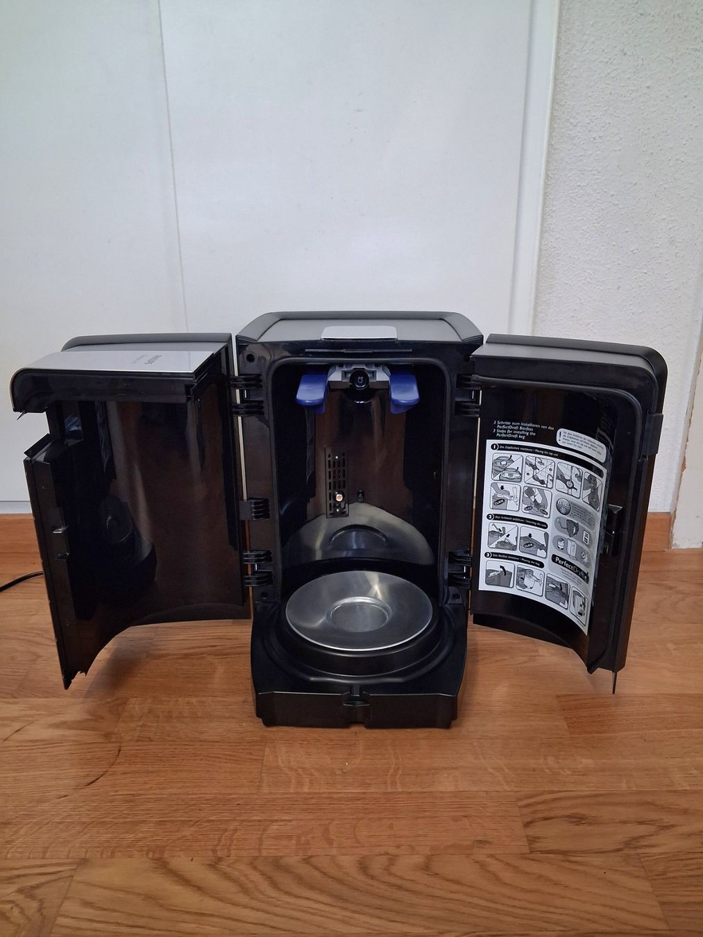 Philips Elettrodomestici da cucina: Philips PerfectDraft HD3620 Bierzapfanlage – Usato da Bern venduto da Josef1903 3