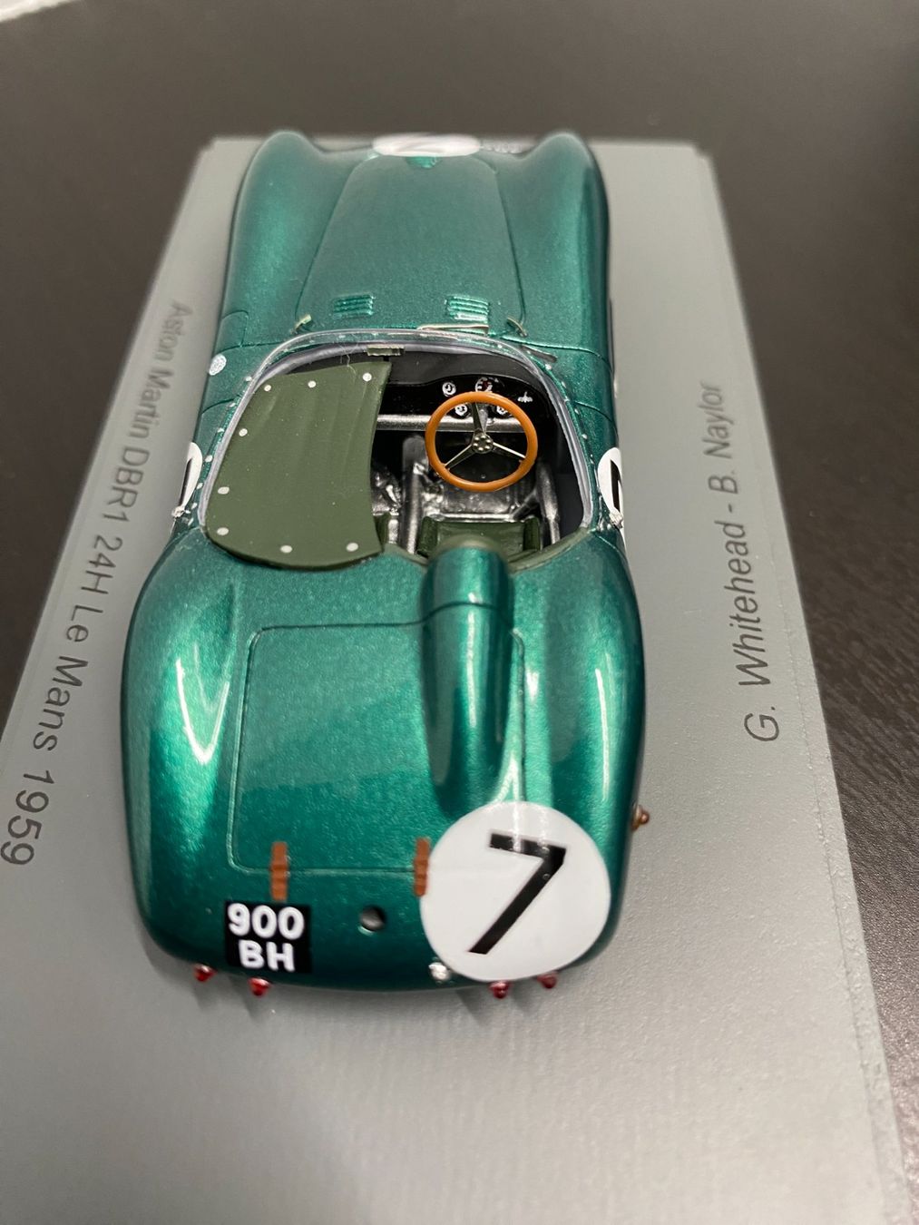 Spark Modellini d'auto: Aston Martin DBR1 - Whitehead - Spark 1:43 – Nuovo e nell'imballaggio originale da Niederhasli venduto da Yotanke50 4