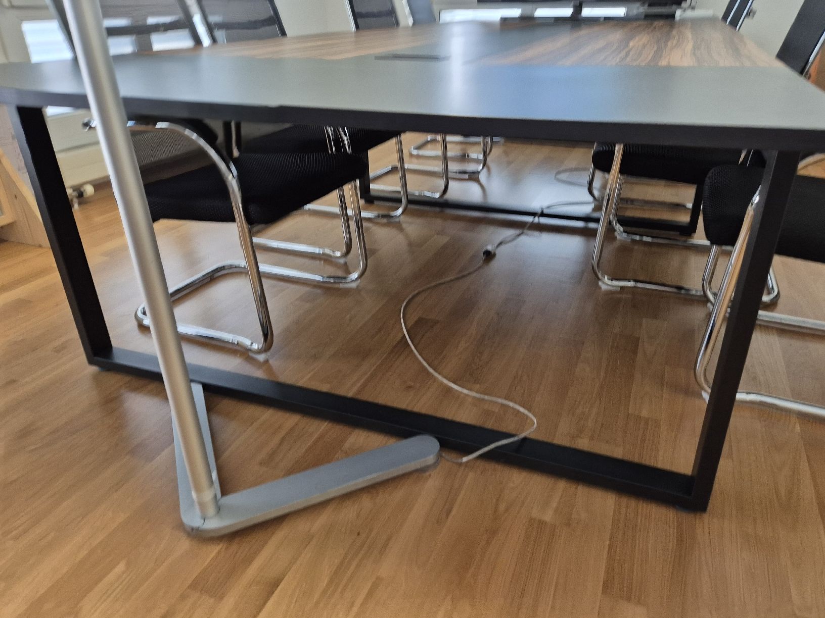 Tische: Sitzungszimmer Tisch/Stühlen – Gebraucht aus Beckenried von fon_fc2l 5