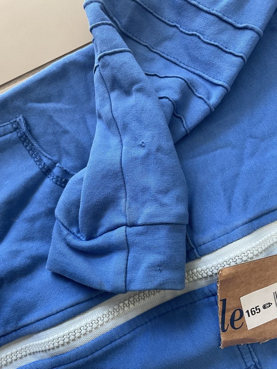 Giacche & Cappotti: Sweat à capuche bleu 110 – Usato da Salavaux venduto da Kevinka 2