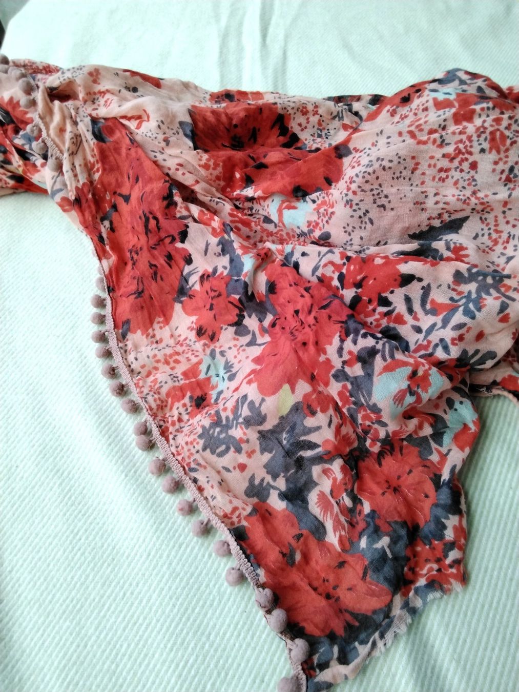 Foulard & Sciarpe: SCHAL ROT BUNT – Usato da Biel/Bienne venduto da dasi3 2