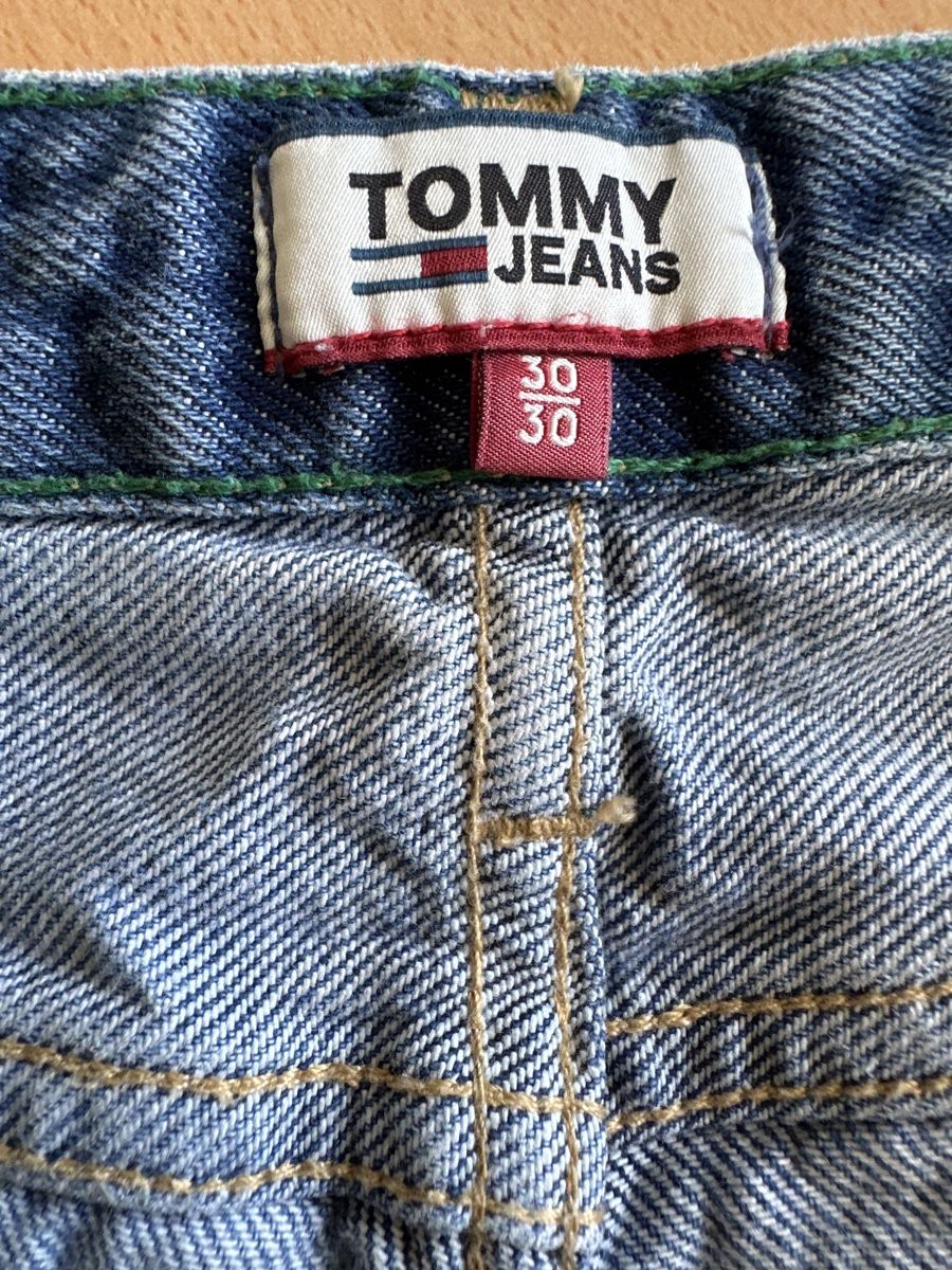 Tommy Hilfiger Jeans: Jean Tommy Jeans, Taille 30/30 , coton – Neu (gemäss Beschreibung) aus St-Saphorin-Morges von mac_7tvq 4