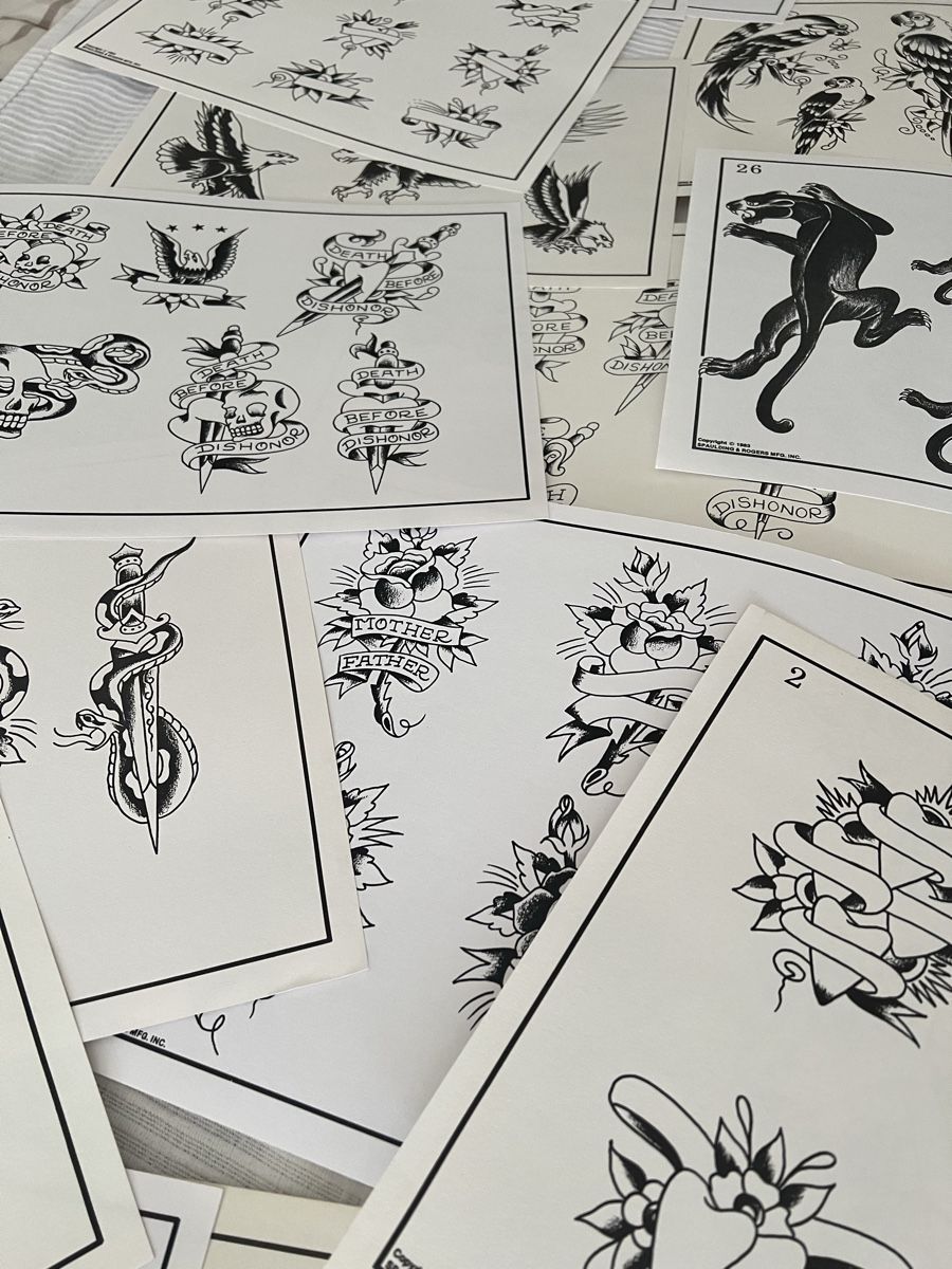Carte collezionabili: Tattoo Flash von Spaulding & Rogers  – Nuovo (secondo la descrizione) da Volketswil venduto da HunkyDory 3
