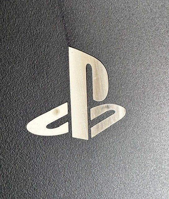 Sony Consoles: PlayStation 4 Pro - inkl. Controller, Headset und mehr – D'occasion à Rorschach par harry-the-great 1