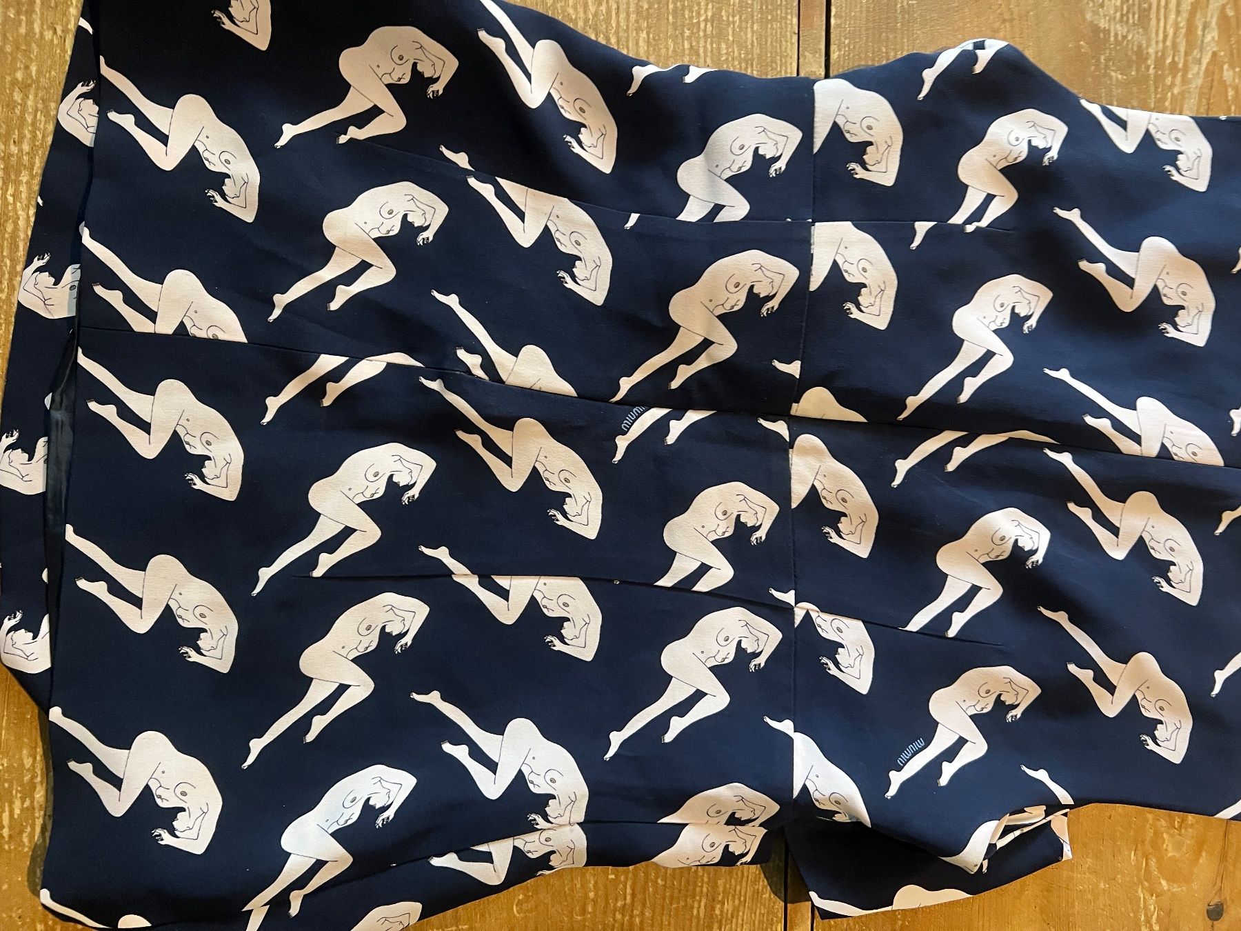 Miu Miu Top: MIUMIU Top mit originellem Print, Gr. S, – Usato da Zürich venduto da sil_wx77 8