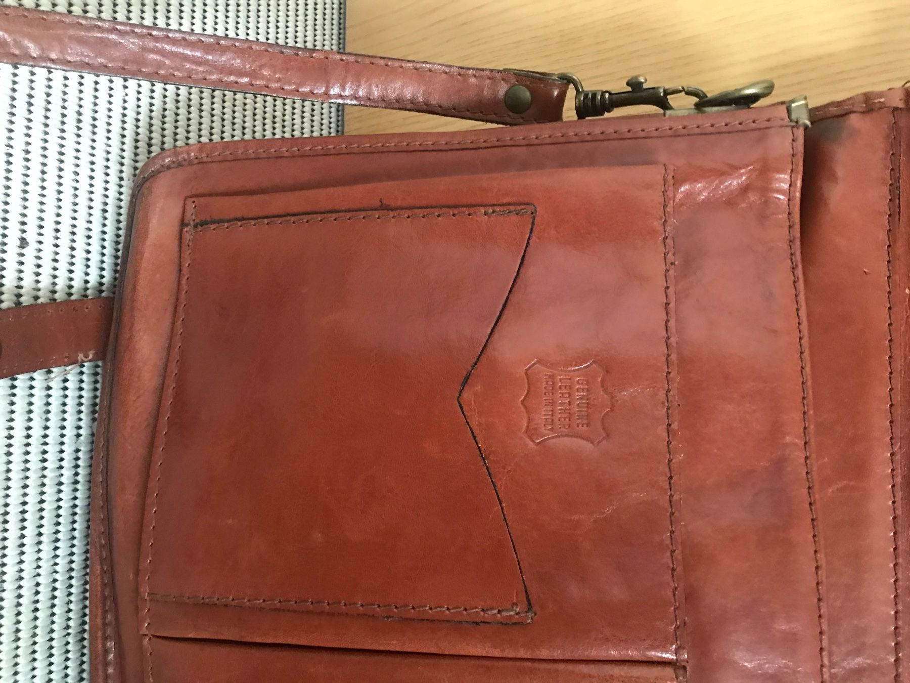 Valigie & Borse: I ponti porte-document vintage en cuir – Difettoso da Grimisuat venduto da eliseba88 5