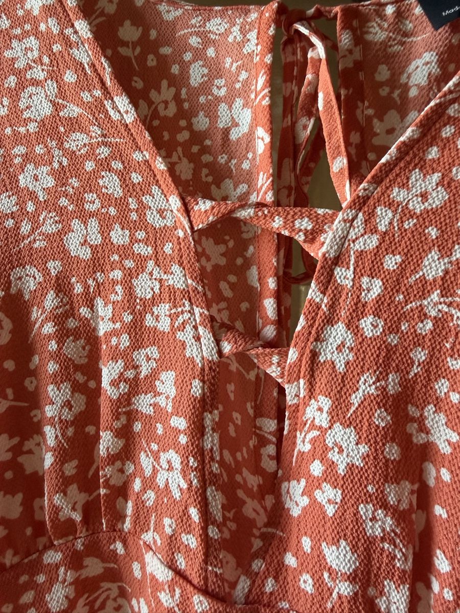 Top: Summer Floral Print Tie Back Top – Nuovo (secondo la descrizione) da Zürich venduto da BettinaMarie2308 2