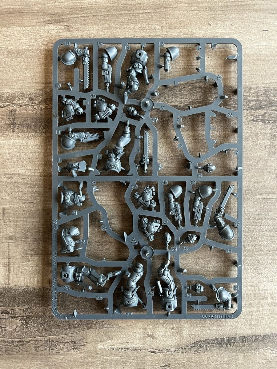 Giochi: Warhammer 40k/Horus Heresy Gussrahmen/Bits Set 4 – Usato da Othmarsingen venduto da stephiesheena 3
