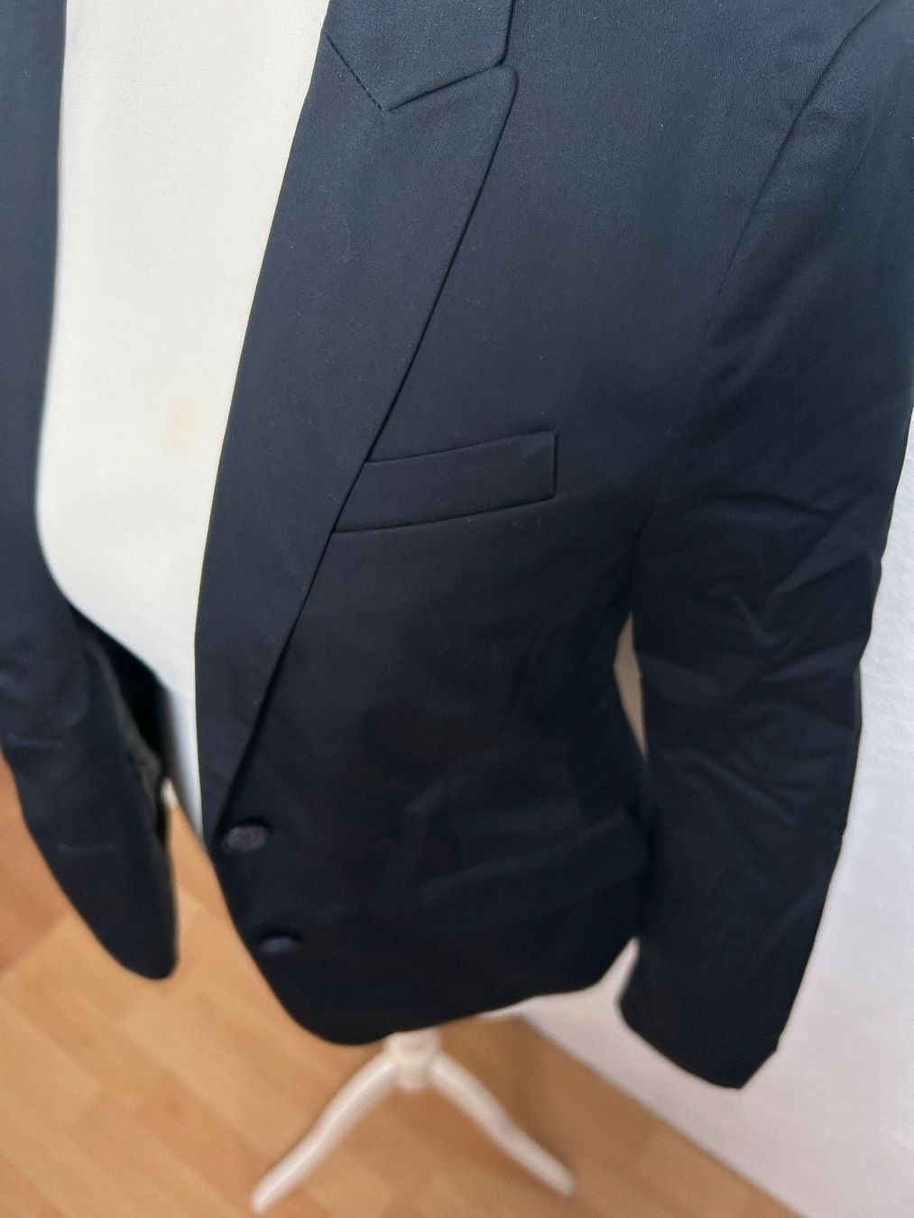 Esprit Completi & Tailleur: Esprit Blazer, Top Zustand, Gr. 32, dunkelblau – Nuovo (secondo la descrizione) da Luzern venduto da mhbob 1