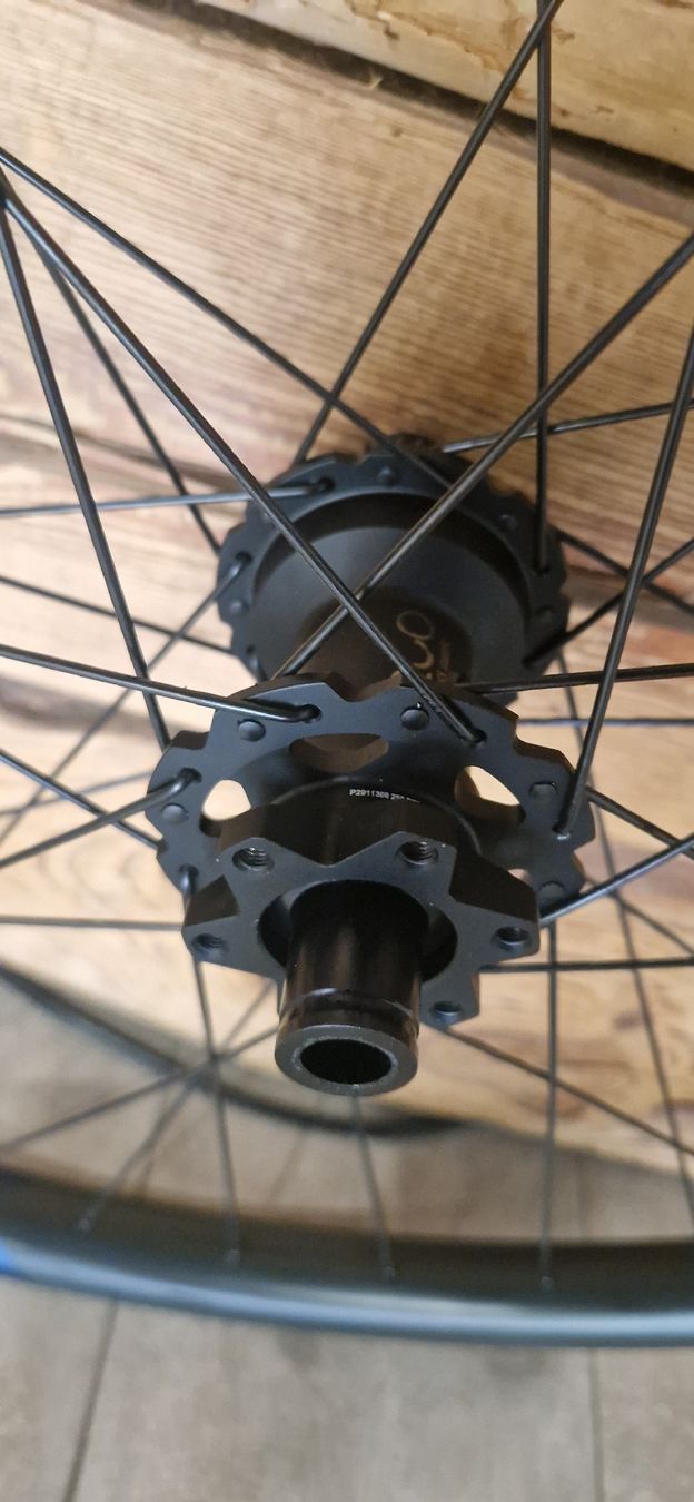 Ersatzteile: Rear wheel Oquo MC32LTD 29" Carbon NEW – Neu (gemäss Beschreibung) aus La Roche FR von Local_Bikeshop 5