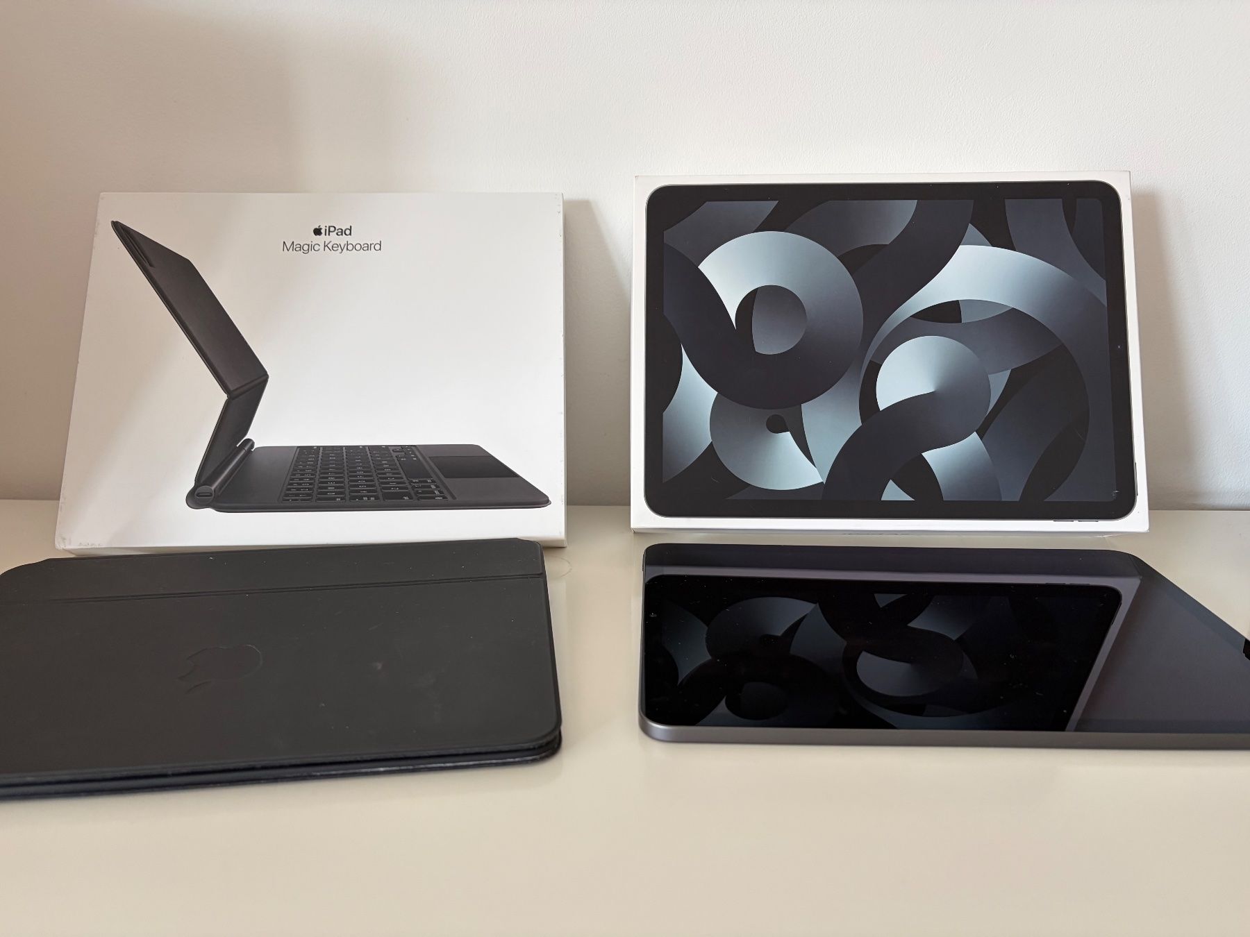 Apple Tablet PC: iPad Air 5. Gen + Magic Keyboard – Gebraucht aus Locarno von redwingsdetroit 2