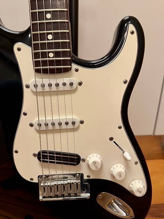 Musikinstrumente: Fender Stratocaster USA SSH  – Gebraucht aus Uster von 8610aubrig 4