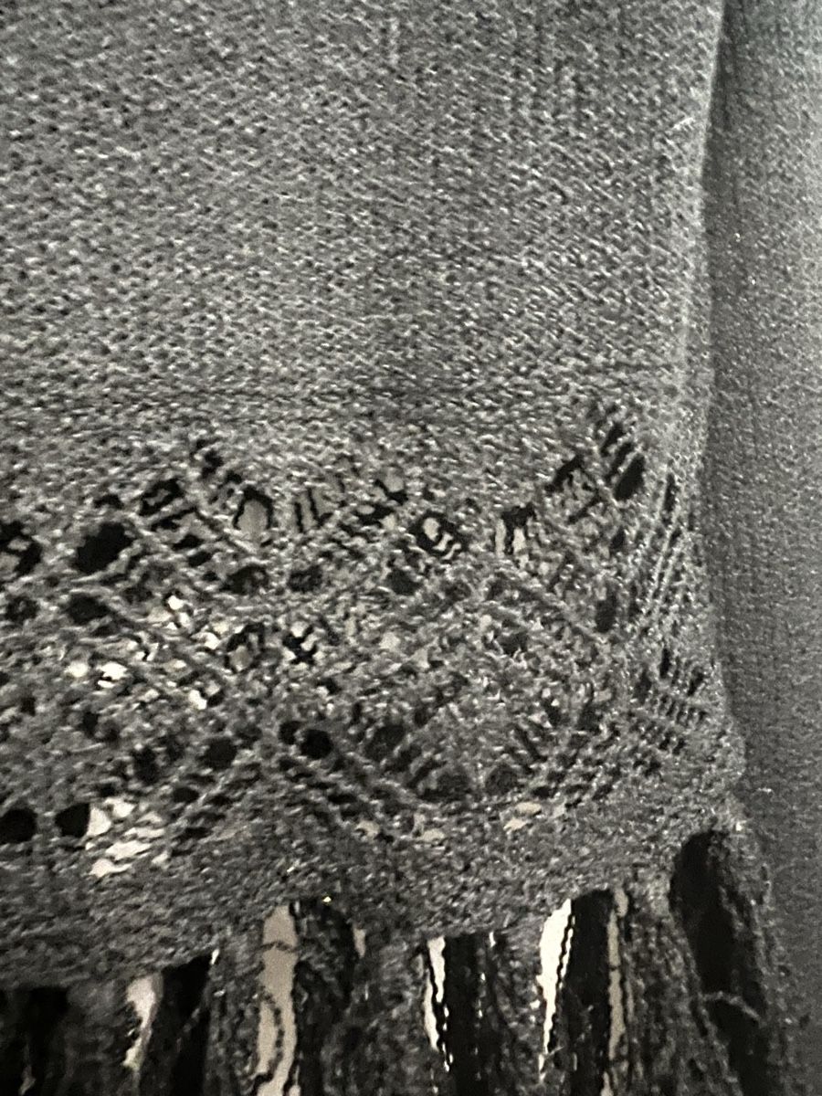 Maglioni & Felpe: Leichter Damen-Pullover mit Spitze und Fransen , 34 – Usato da Zürich venduto da Kos12345 2