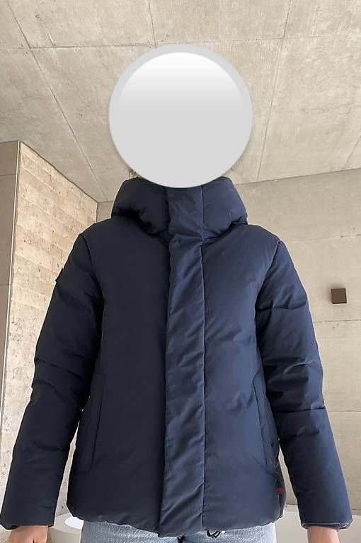 Jacken: Woolrich Daunenjacke navy – Gebraucht aus Schaffhausen von Sm.sh