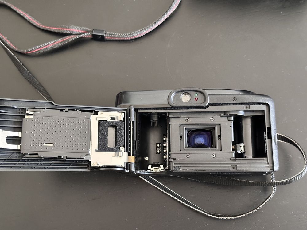 Canon Kamera: Canon megazoom 76 38-76mm film camera – Gebraucht aus Wädenswil von kjm_jhs8 3