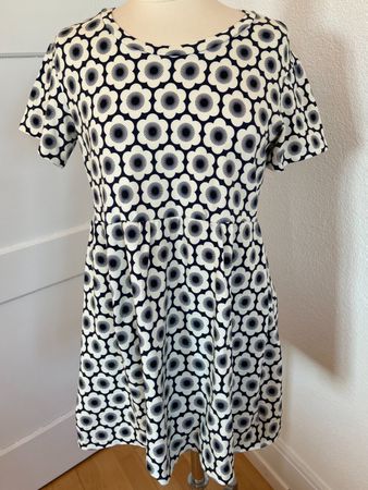 Damen Kleid in ca. Gr. L, D.Blau/Beige, Handarbeit