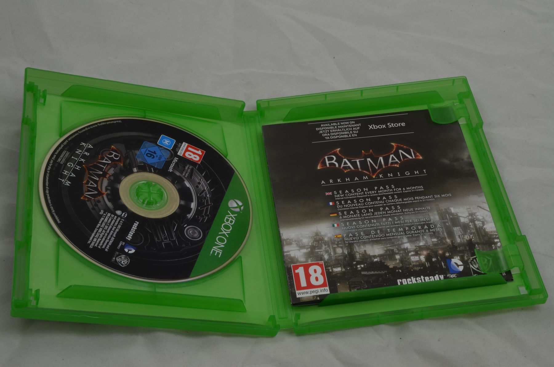 Jeux: Batman Arkham Knight Xbox One Spiel CB – D'occasion à Buchs AG par SellAndBuyX 2