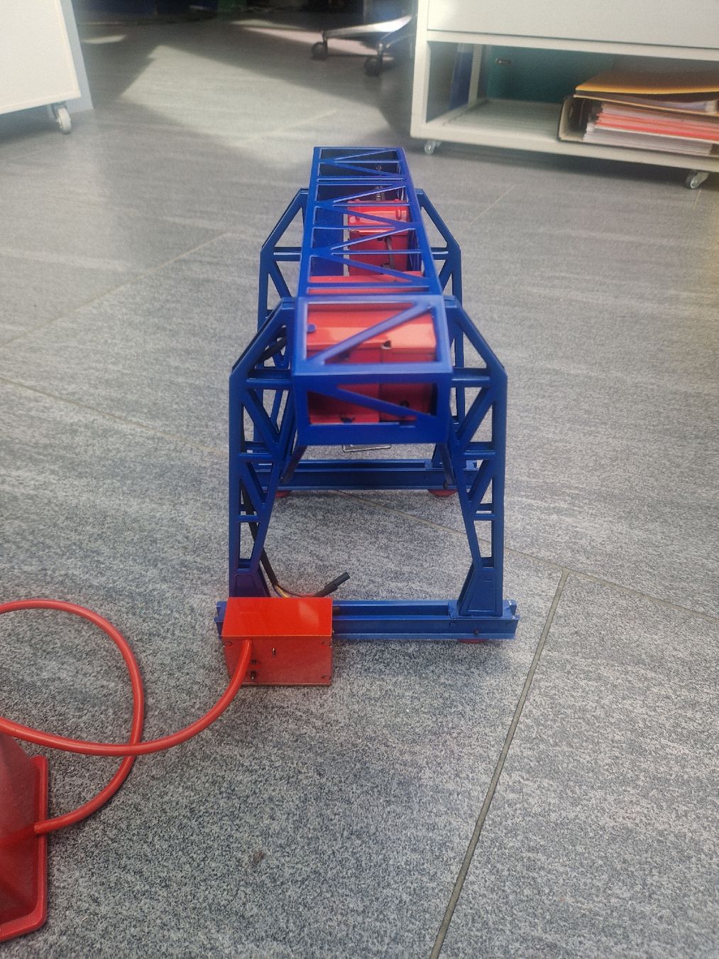 Spielzeuge: Biller Torkran 1830 E – Neu (gemäss Beschreibung) aus Zofingen von TR1981 1