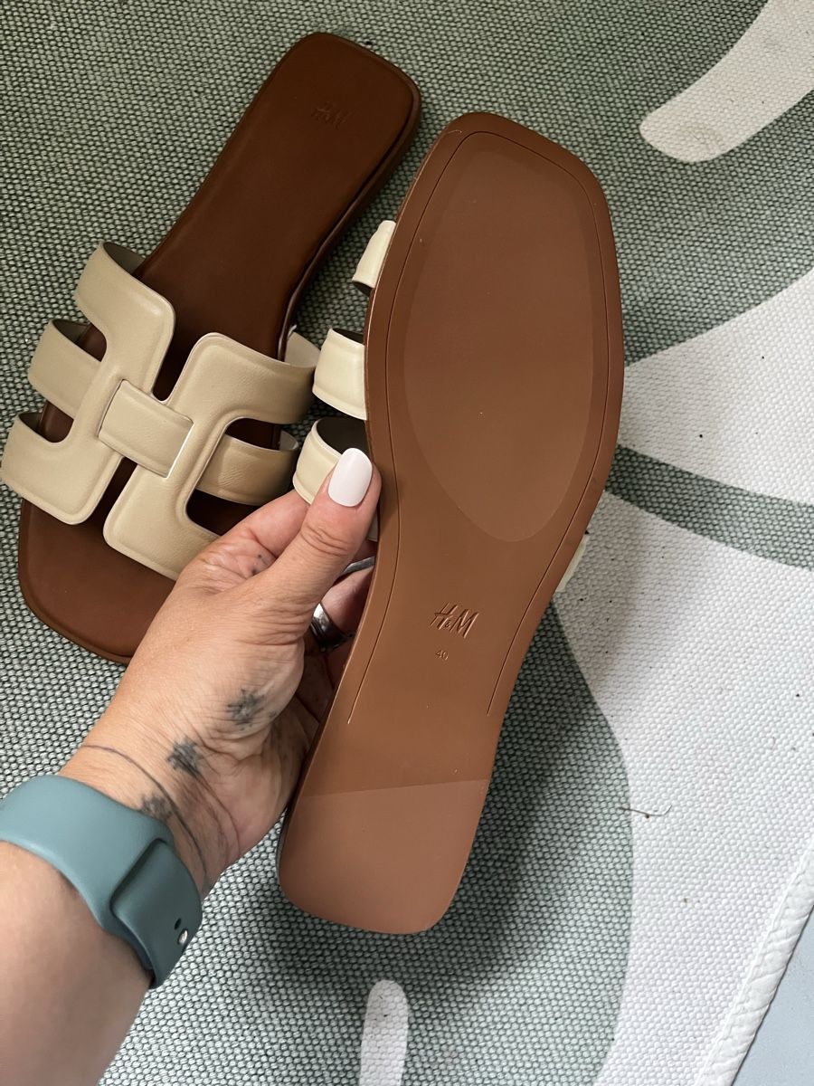 H&M Chaussures femmes: Sandalen  – Neuf (Voir description) à Hochdorf par Forestgreen 2