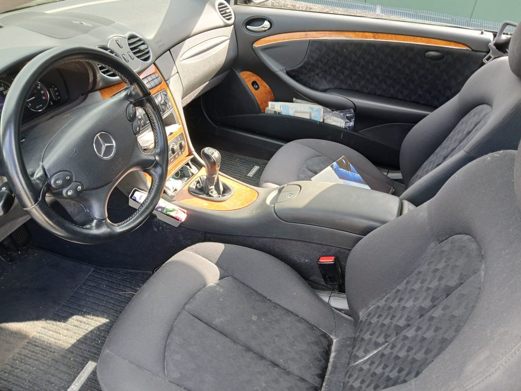 Mercedes-Benz Autos: Mercedes-Benz CLK 200 Kom. – D'occasion à Lausanne par  5