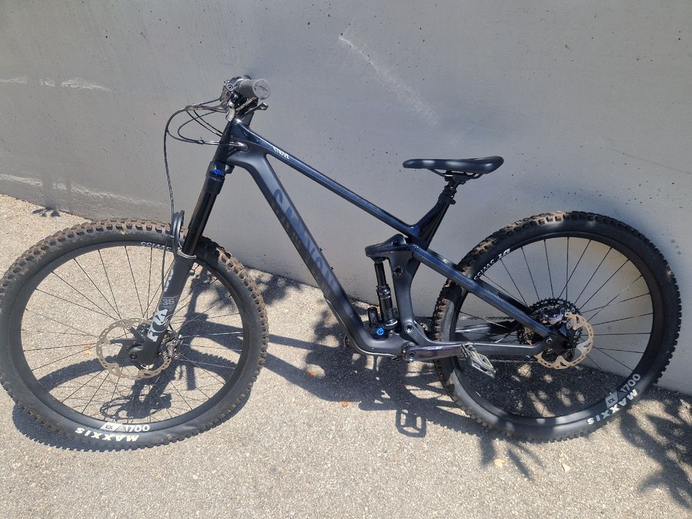 Canyon Vélos: VendoCanyon Strive CF 8 (modello 2021) in ottime condizioni – D'occasion à Massagno par jul_ww5t