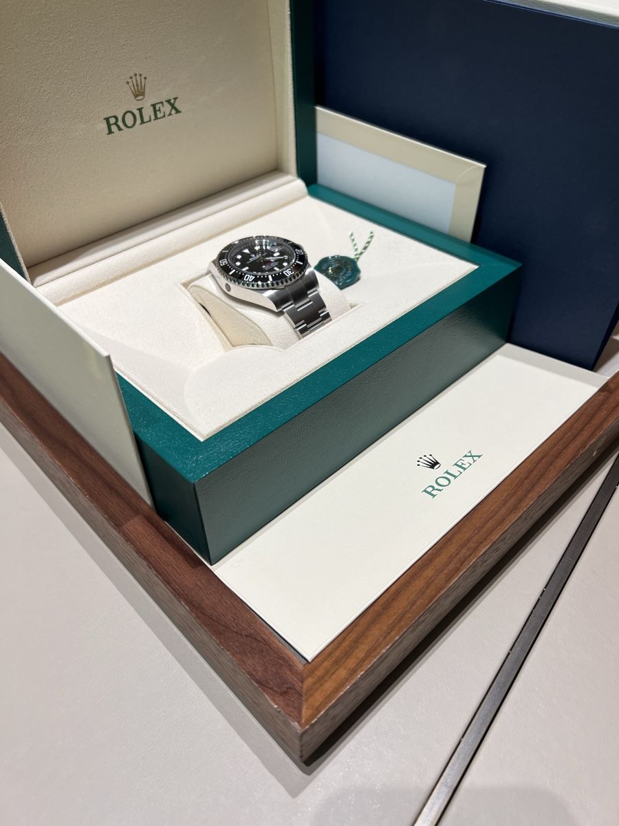 Rolex Montres: Rolex – Neuf avec emballage d'origine à Zürich par Zurich_sale23 1