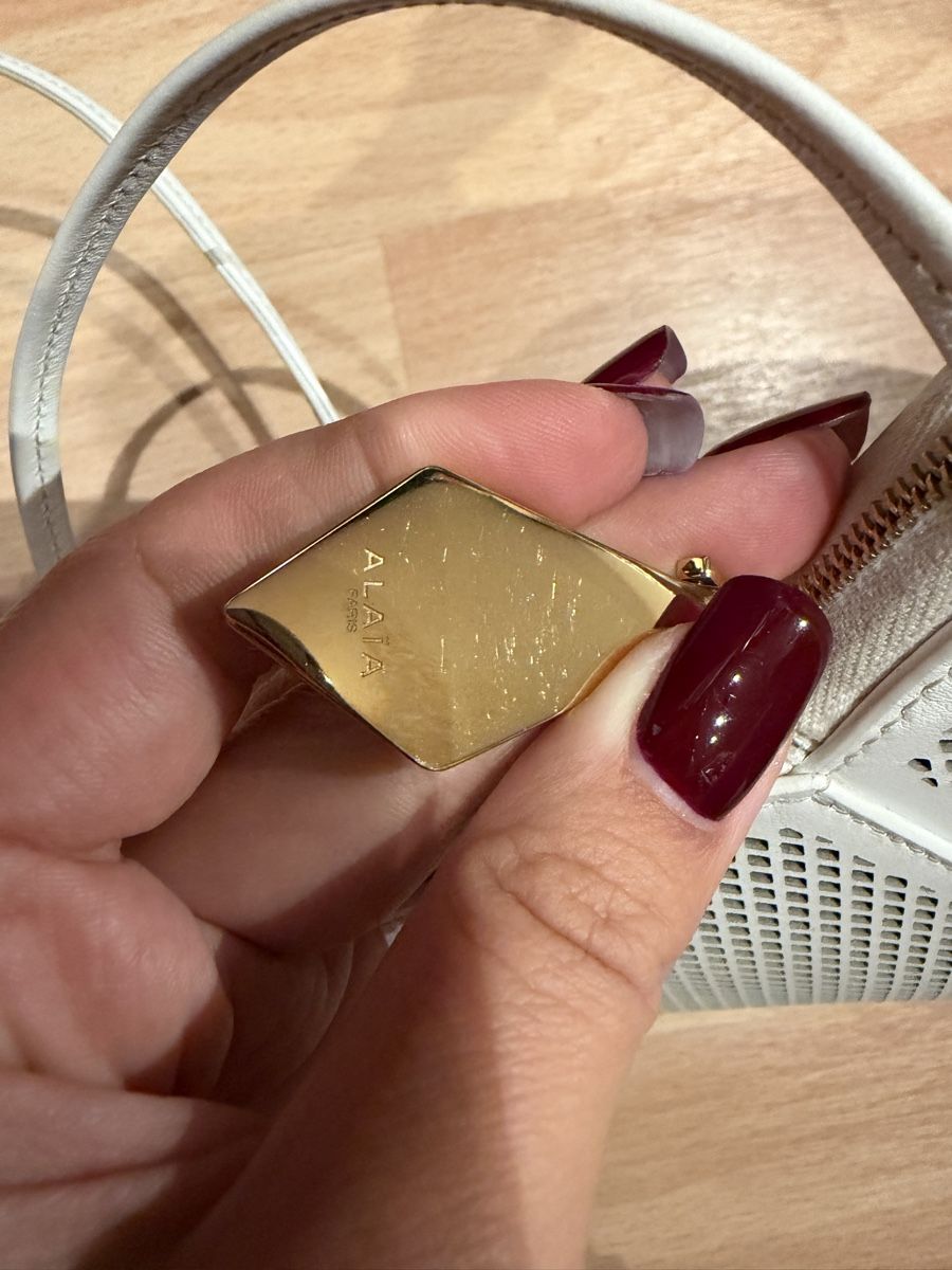 Alaia Borse: Alaïa heart bag – Usato da Fahrweid venduto da Stellar_times 1