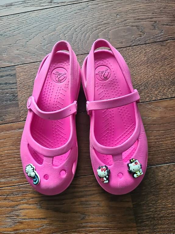 Crocs Scarpe per ragazzi: Crocs Grösse Grösse C13 (30/31) – Usato da Olten venduto da Ahandreina 1