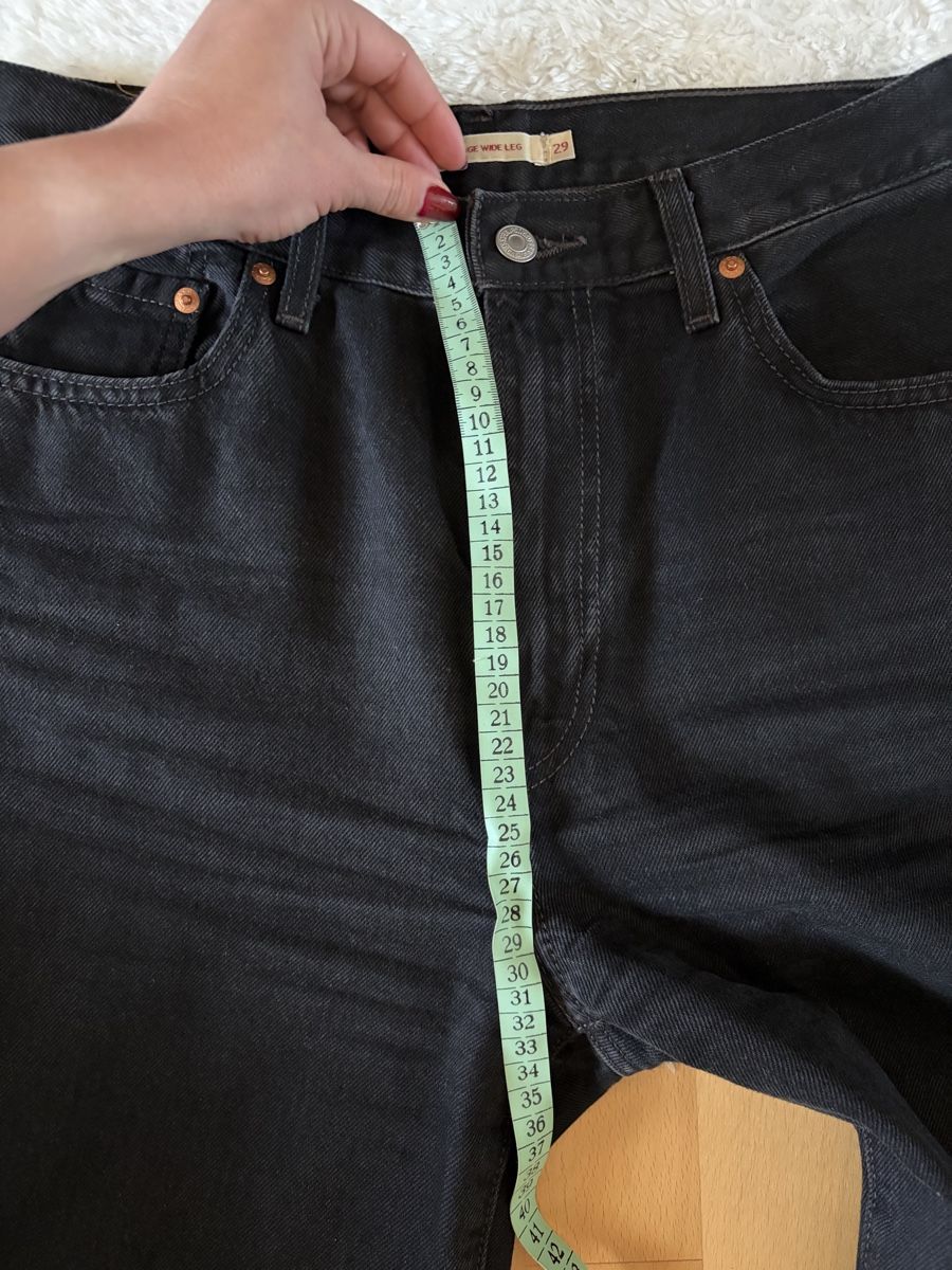 Levi's Jeans: Levi's Ribcage Wide Leg Jeans, Black, Size 29 – Nuovo (secondo la descrizione) da Zürich venduto da Abu95 9