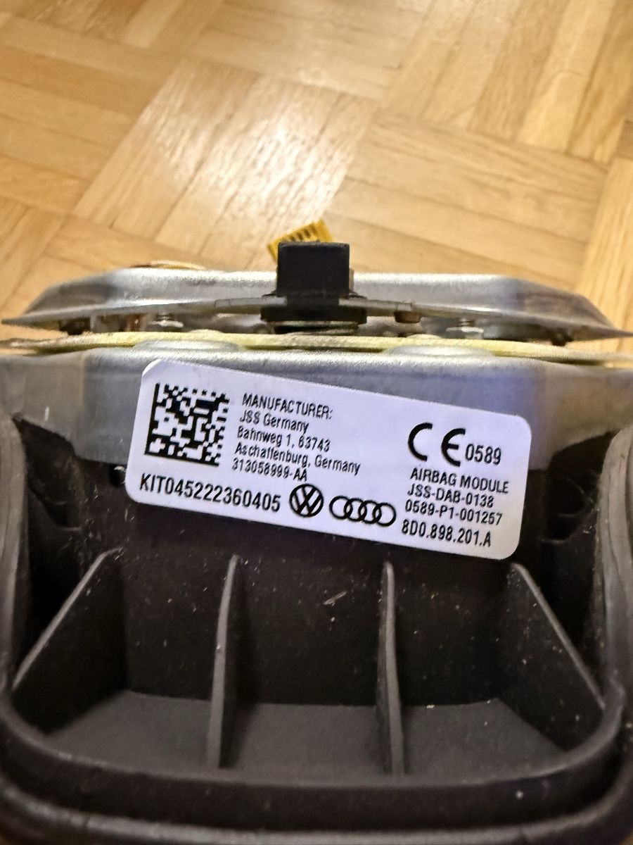 Audi Tutti pezzi di ricambio auto: Audi A4 B5 Airbag – Usato da Endingen venduto da rubenrocha2003 4