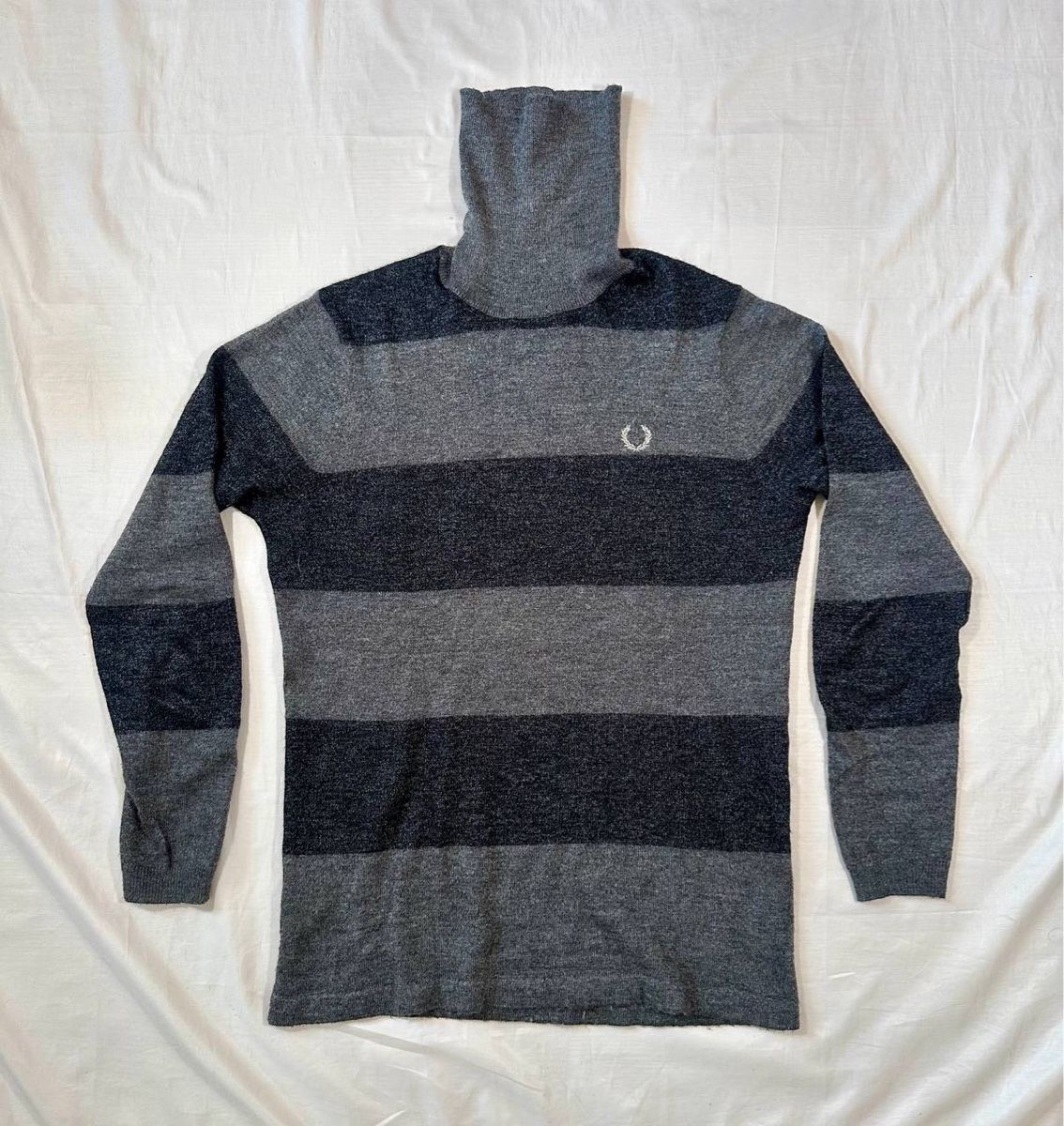 Raf Simons Pulls & Sweat-shirts: Raf Simons X Fred Perry – D'occasion à Pfäffikon ZH par Nataliia.