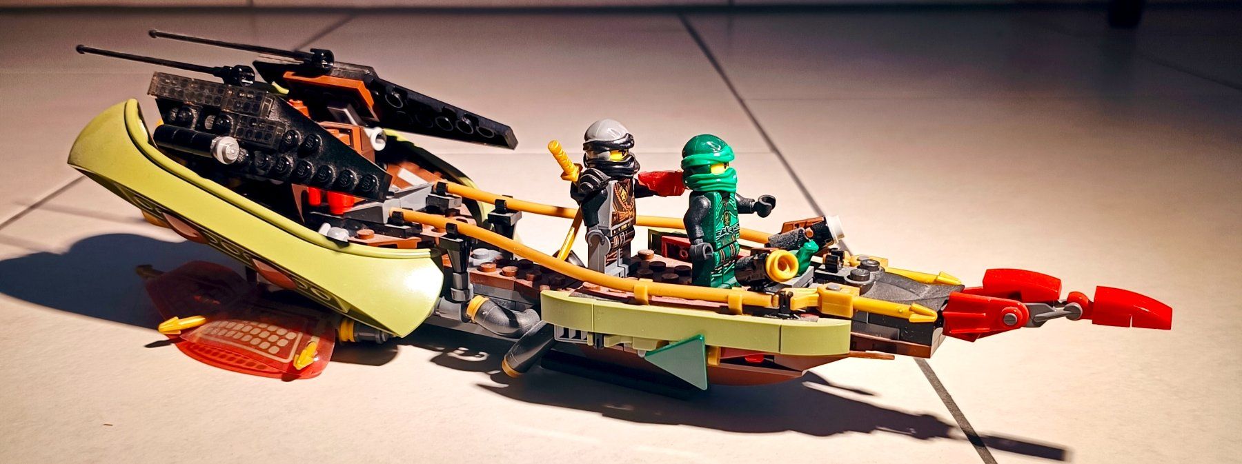 Lego Spielzeuge: Lego Ninjago Boot – Gebraucht aus Bülach von mar_6vfz